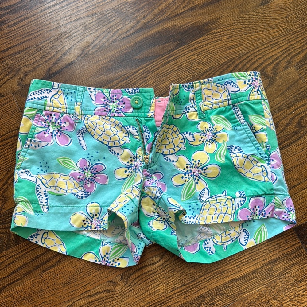 Colorful Turtle Print Shorts